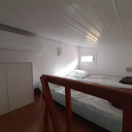 公寓 Climatise 4 Places De 25 M2 Avec Mezzanine, Terrasse *