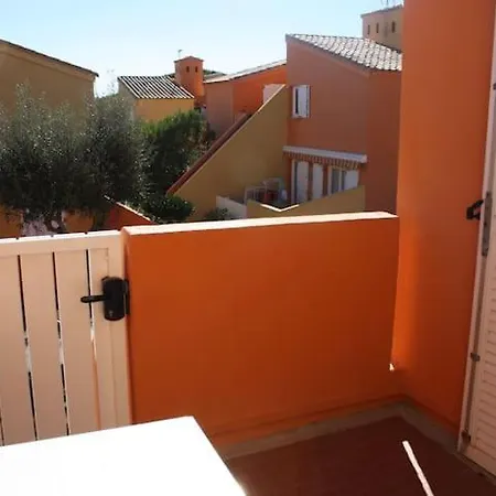 Climatise 4 Places De 25 M2 Avec Mezzanine, Terrasse *